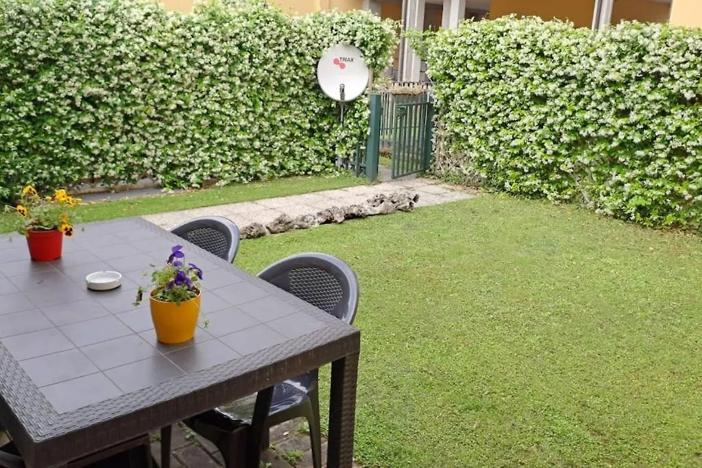 ヴェローナLa Casa Di Davide Con Giardino E Garageアパートメント ヴェローナ